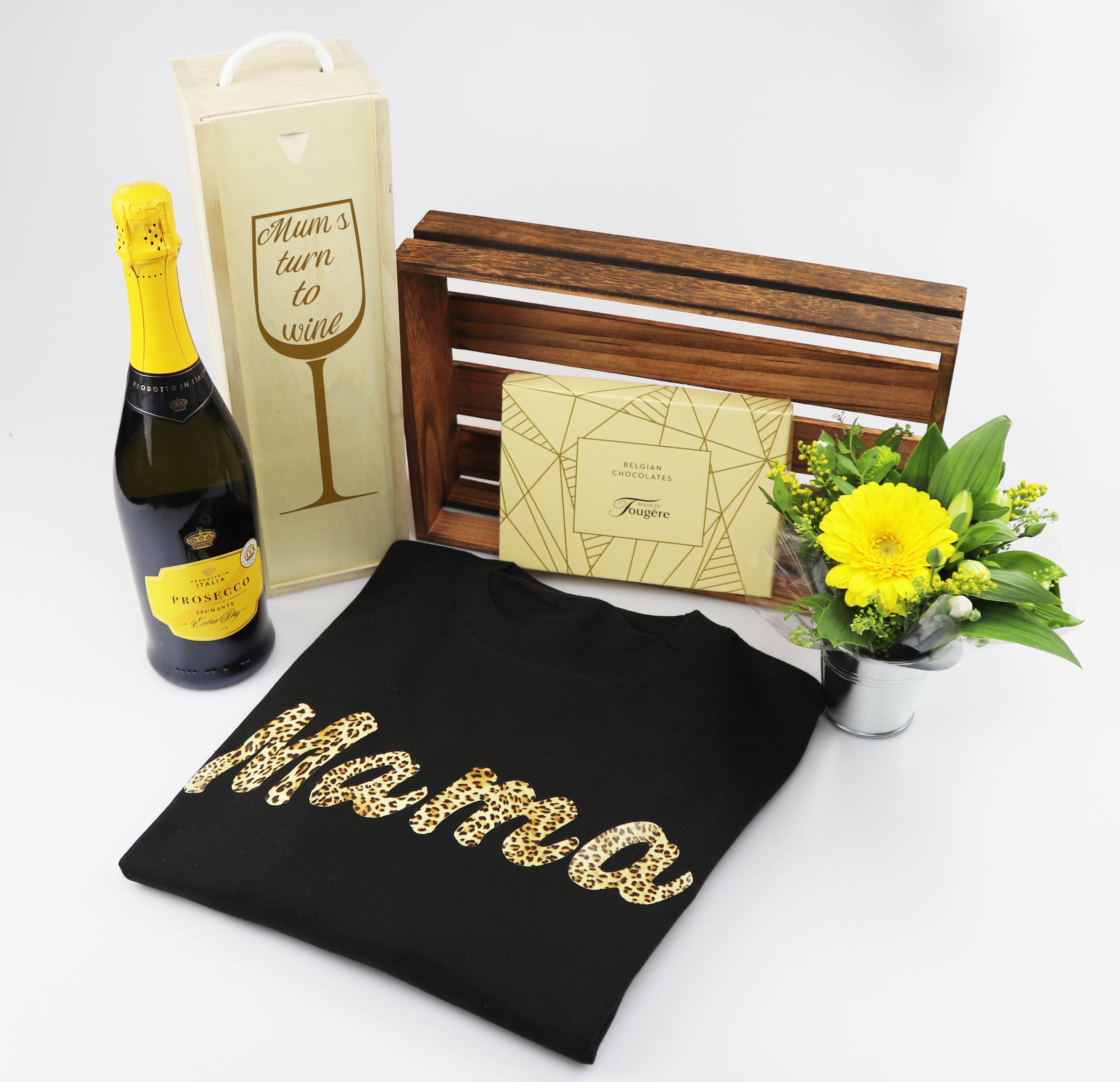 Deluxe New Mum Hamper - With Fresh Flowers